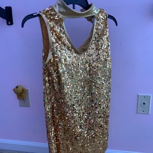 Gold tap face costume